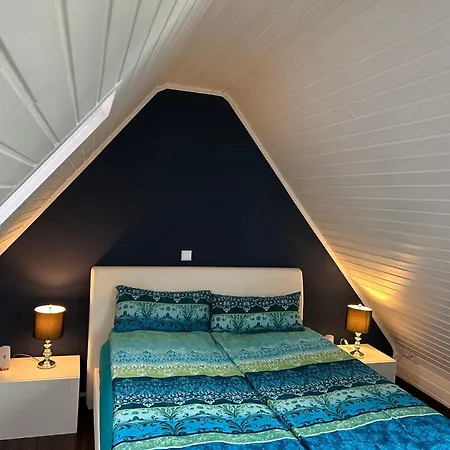 Holiday home Sonnendeck Exklusives Haus In - Wellness Oase Whirlpool & Grill