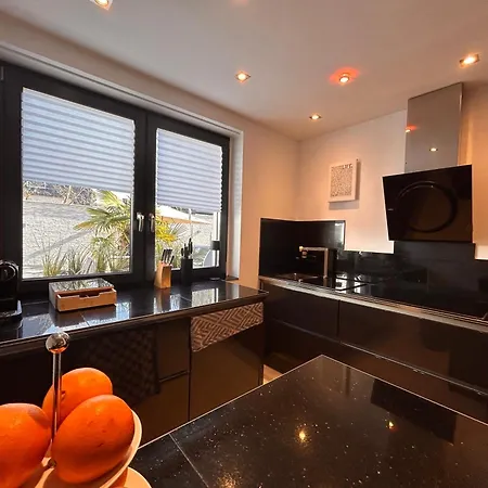 Sonnendeck - Wellness Whirlpool Garden & Grill,125qm 梅尔布施