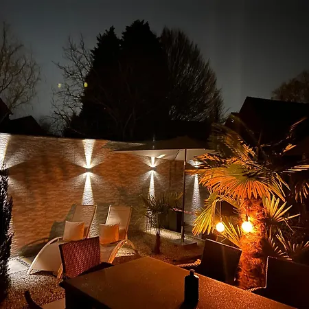 度假居 Sonnendeck - Wellness Whirlpool Garden & Grill,125qm 梅尔布施