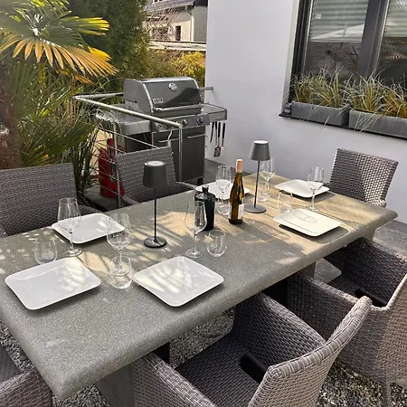 בית נופש Sonnendeck - Wellness Whirlpool Garden & Grill,125qm