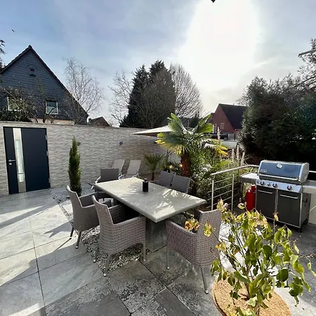 Sonnendeck - Wellness Whirlpool Garden & Grill,125qm *