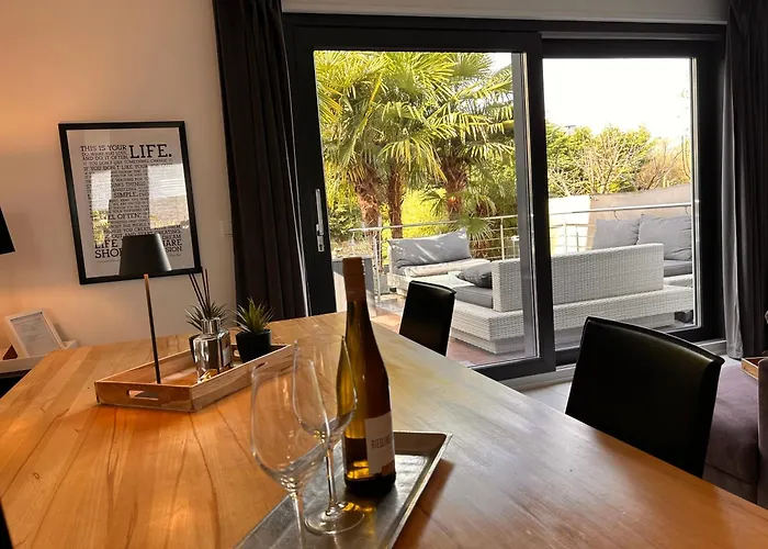 Sonnendeck - Wellness Whirlpool Garden & Grill,125qm